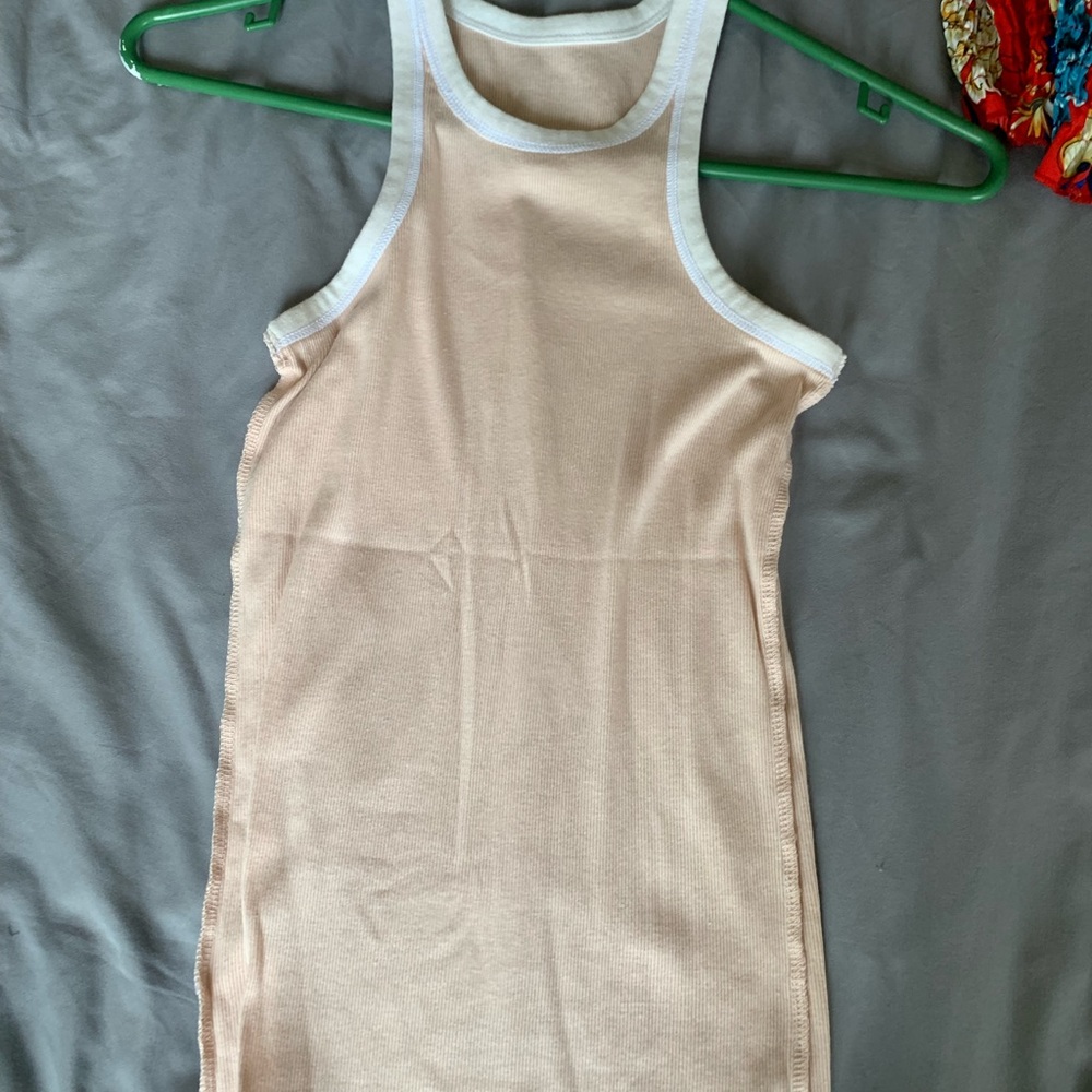 Pink tank top